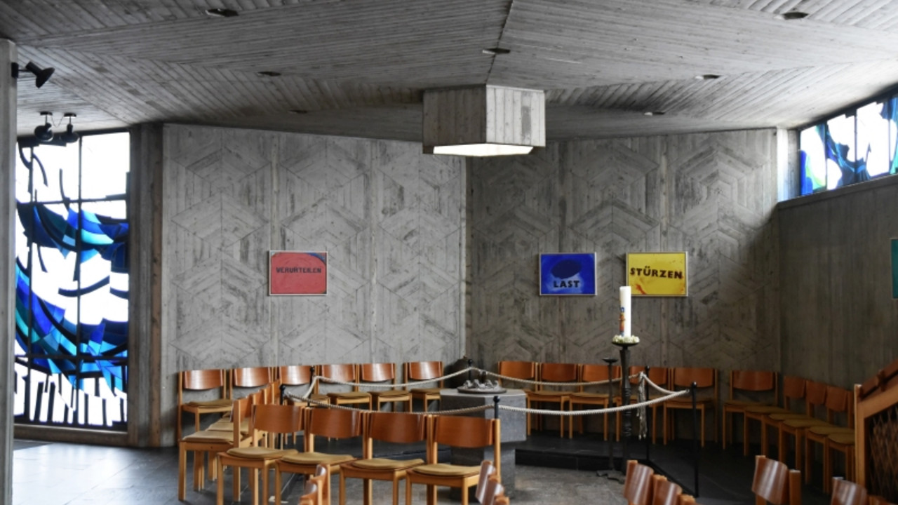 Taufkapelle seitlich des Eingangs © Leonie Köhren, GDKE, Landesdenkmalpflege