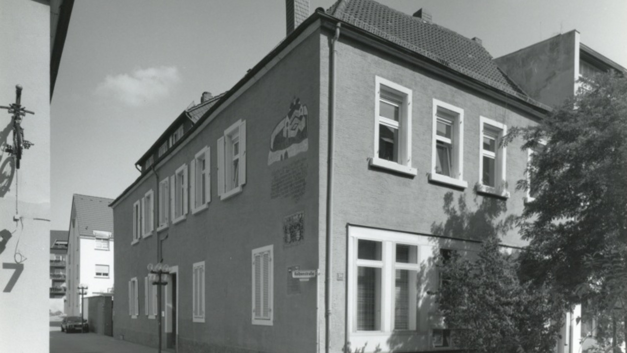 Kaiserslautern, Steingasse 39, Außenansicht © GDKE, Fotoarchiv Landesdenkmalpflege (Foto: Britta Schwarzbach/Kaiserslautern, 1993)