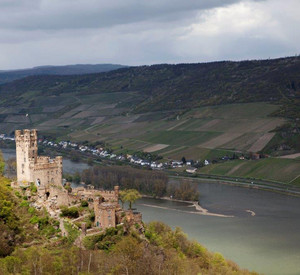 Burg Sooneck in Niederheimbach. Foto: GDKE Rheinland-Pfalz / Pfeuffer Burg Sooneck in Niederheimbach. Foto: GDKE Rheinland-Pfalz / Pfeuffer