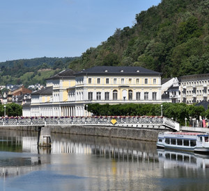 Ems, Kursaal, Kurbrücke und Uferpromenade © Dieter Krienke, GDKE, Landesdenkmalpflege