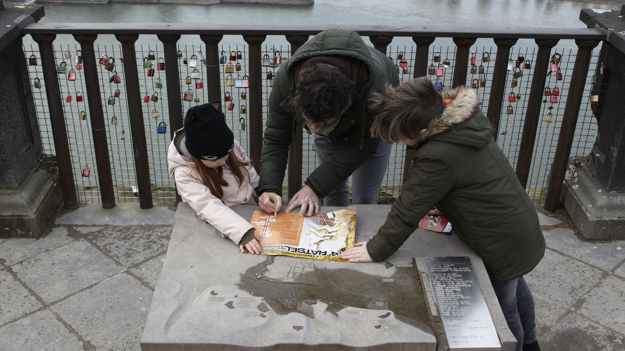 Eine lehrreiche Familienaktion. Foto: GDKE Rheinland-Pfalz / Pfeuffer