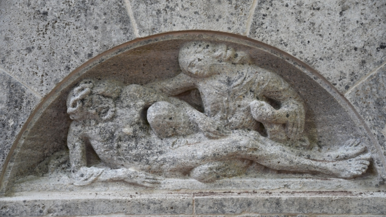 Pirmasens, Alter Friedhof, Grabmal der Familie Mansmann, Detailansicht der Pietà © Ulrike Weber, GDKE, Landesdenkmalpflege